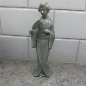 Vintage SHAFFORD Japanese Glazed Porcelain Geisha figurine. Light green.